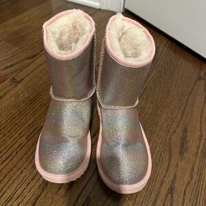 UGG Kids Classic Shimmer Boot - Like New!